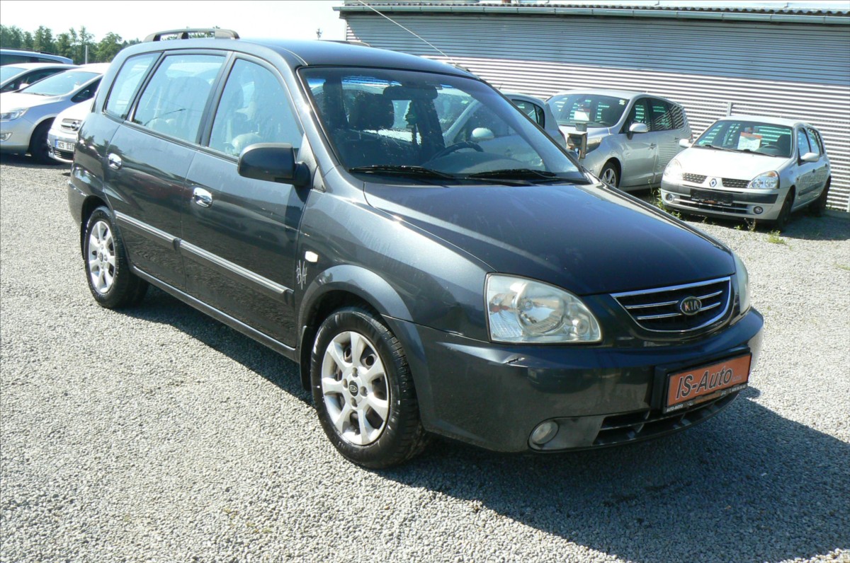 KIA Carens