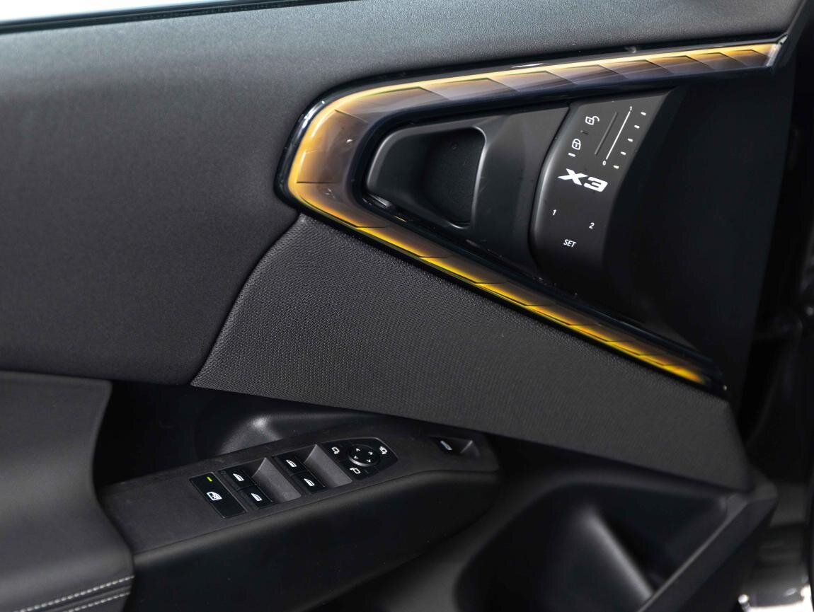 BMW X3 SUV / Terénní 2,0 l 145 kw