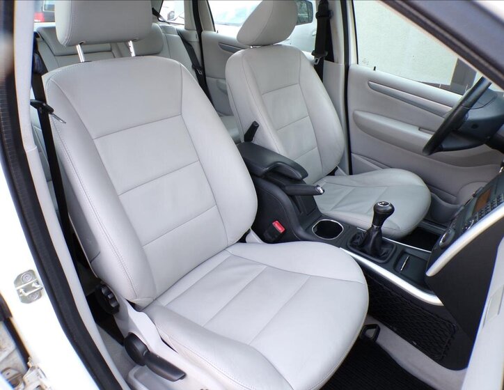 Mercedes-Benz Třídy B Kombi 2,0 l 100 kw