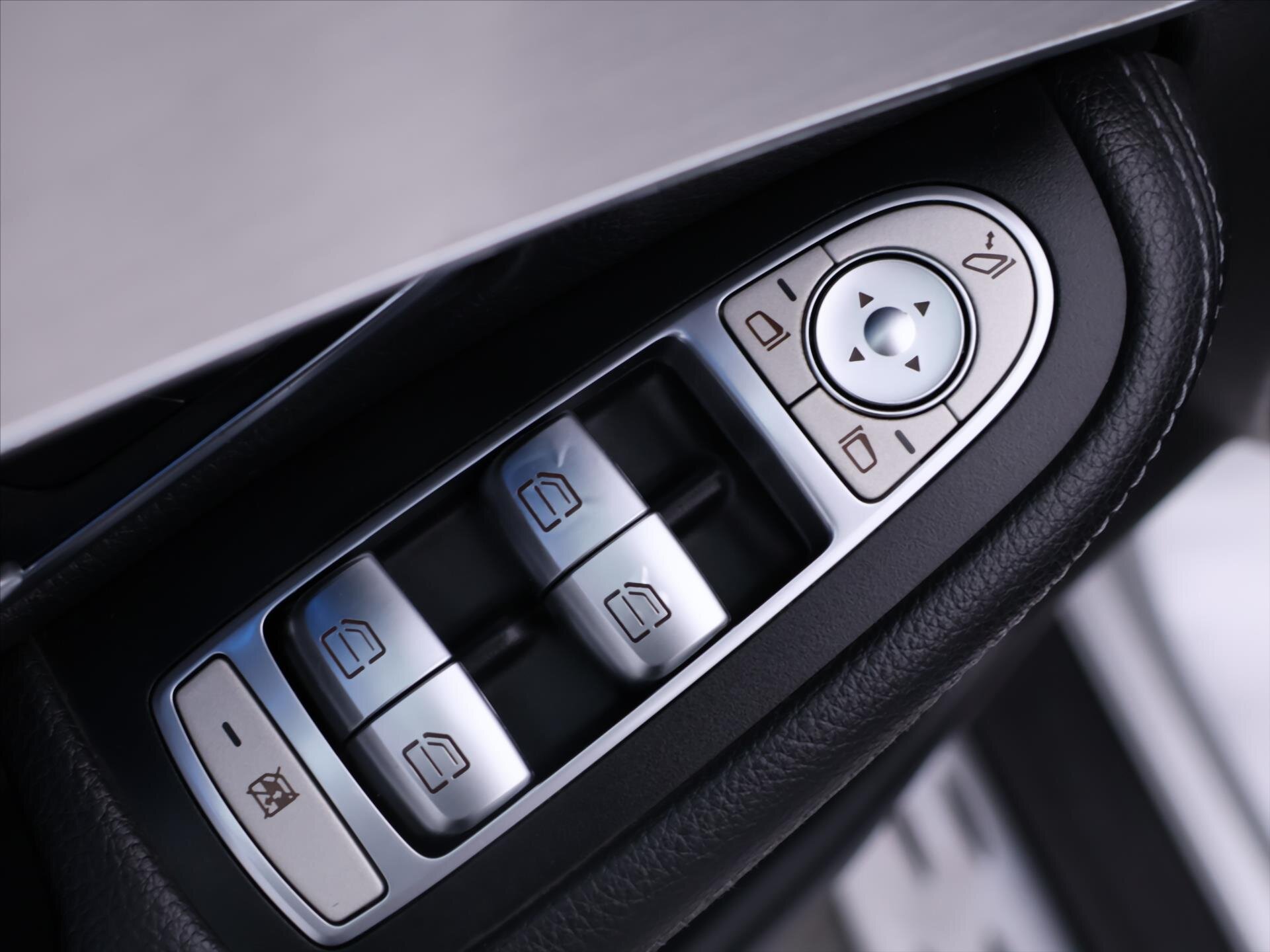 Mercedes-Benz GLC SUV / Terénní 2,1 l 150 kw