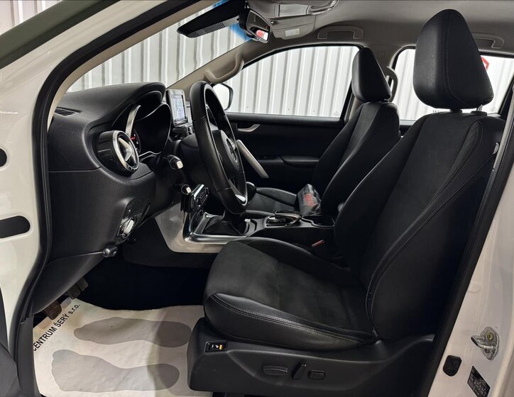 Mercedes-Benz Třídy X Pick-up 2,3 l 120 kw