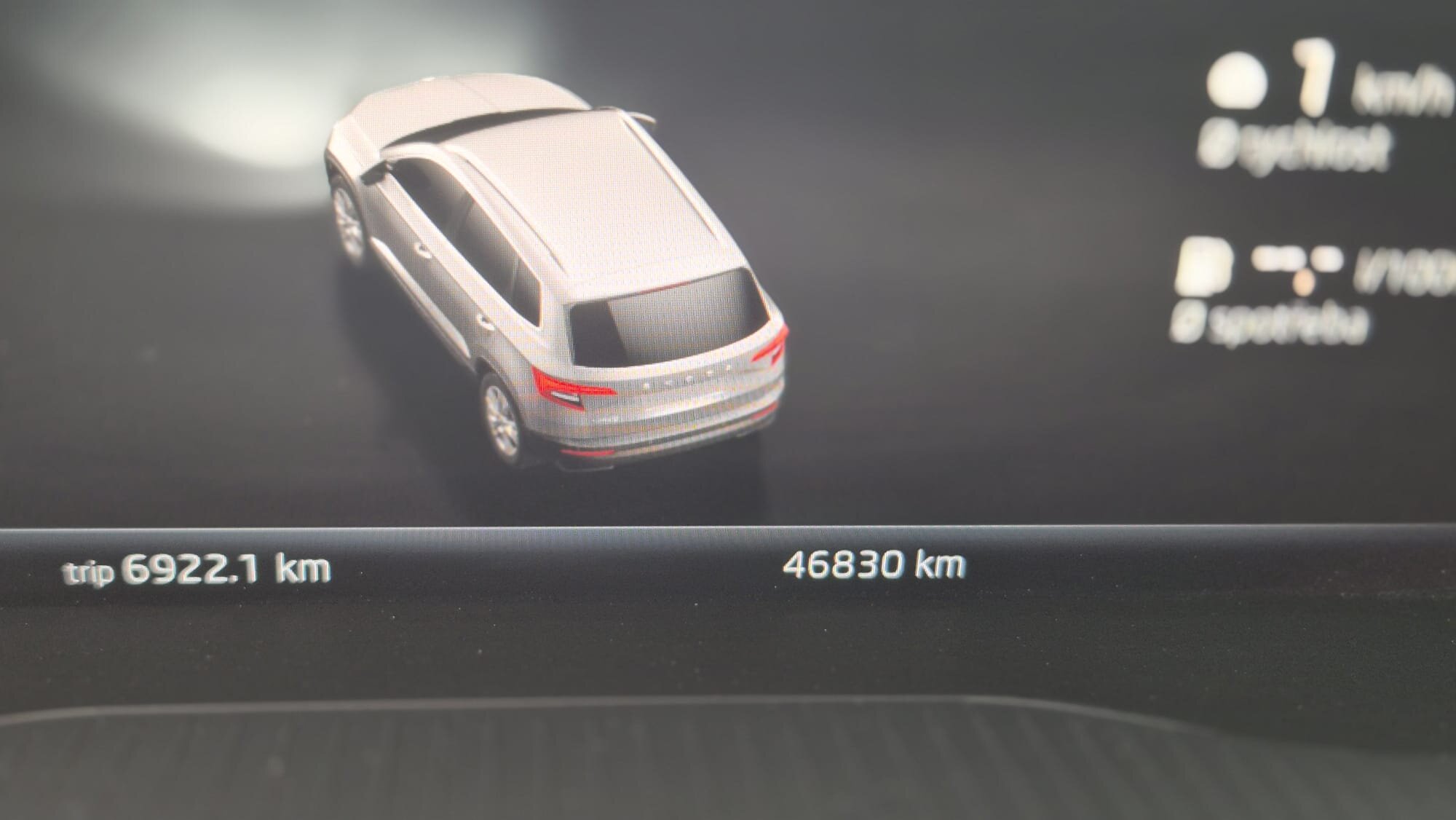 Škoda Karoq SUV / Terénní 1,5 l 110 kw