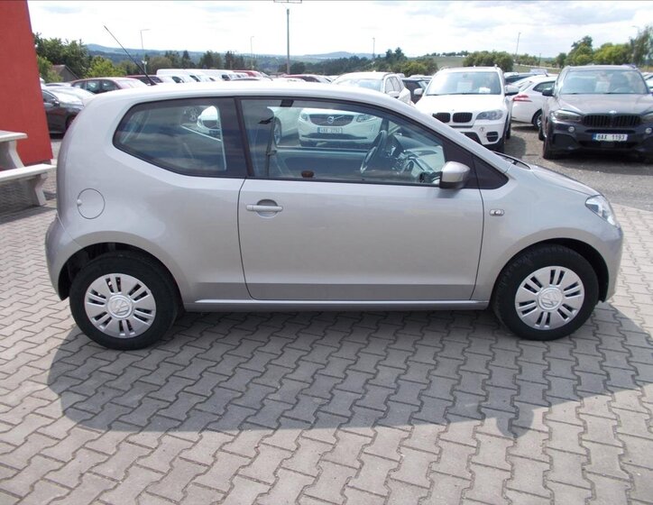 Volkswagen up! Hatchback 999,0 55 kw