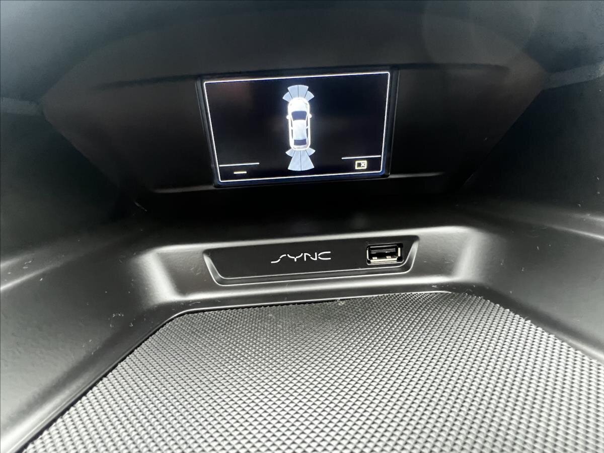 Ford Grand C-MAX Kombi 1,5 l 110 kw