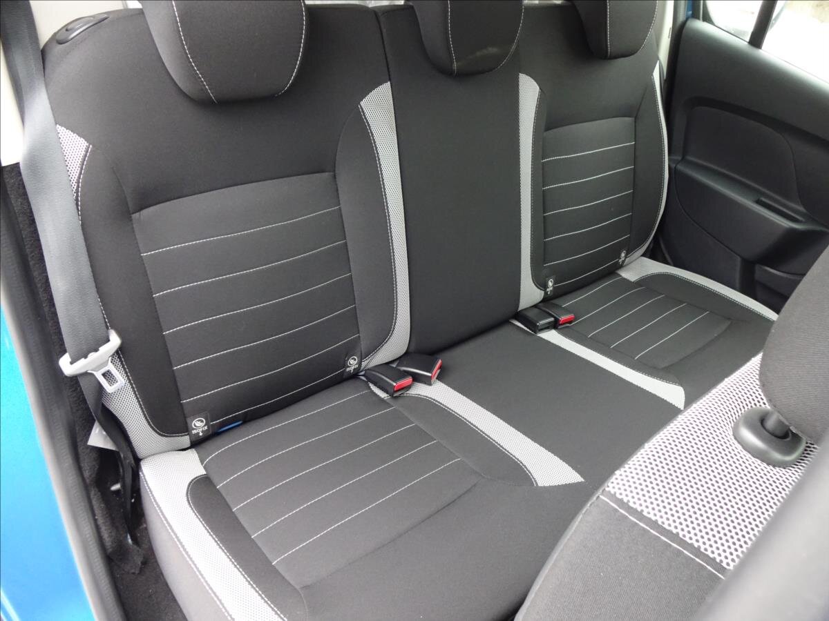 Dacia Sandero Hatchback 898,0 66 kw