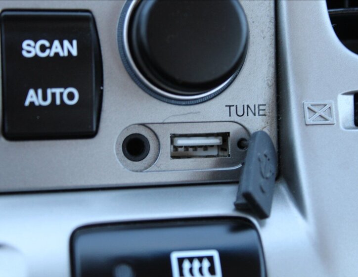 KIA Rio Sedan / Limuzína 1,4 l 71 kw