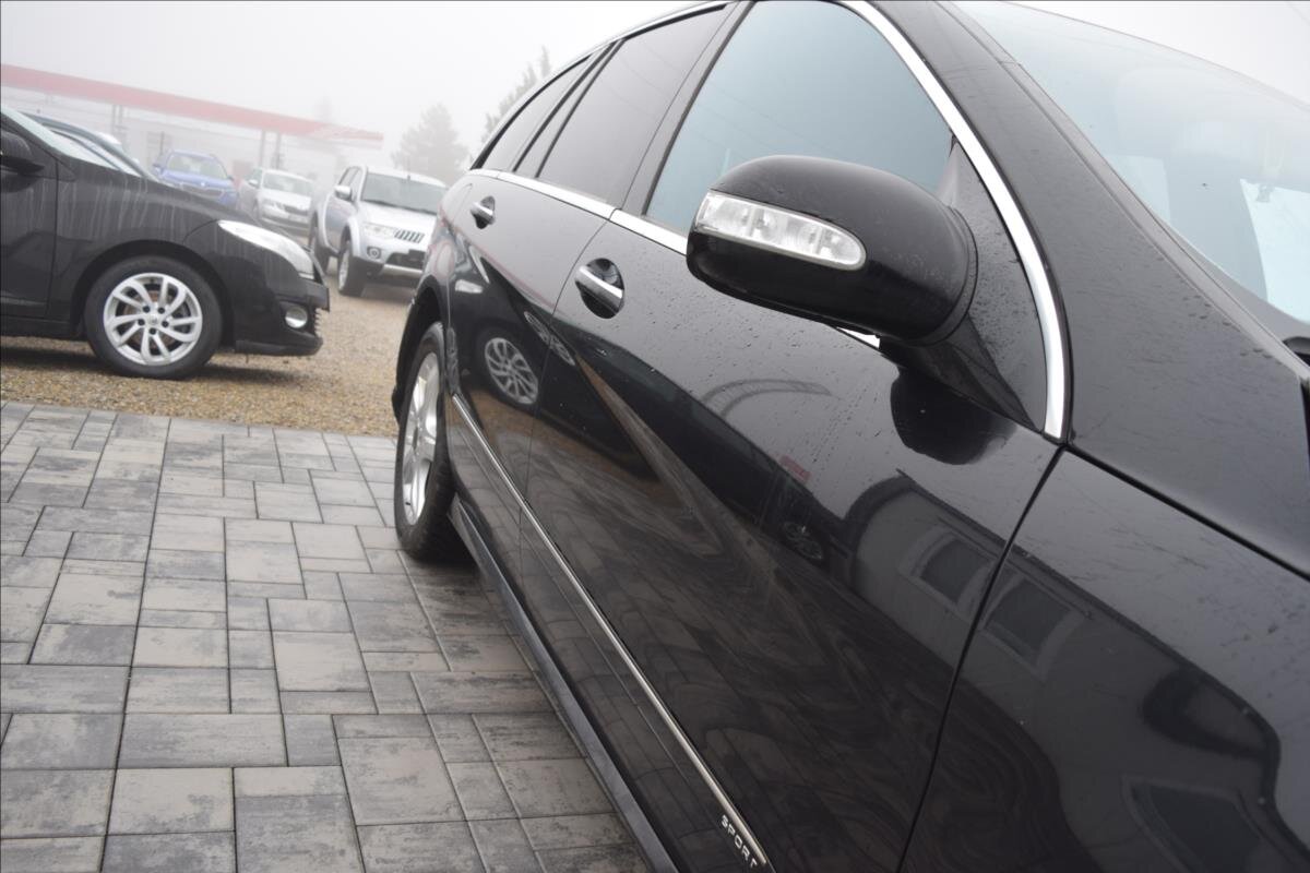 Mercedes-Benz Třídy R Kombi 3,0 l 140 kw