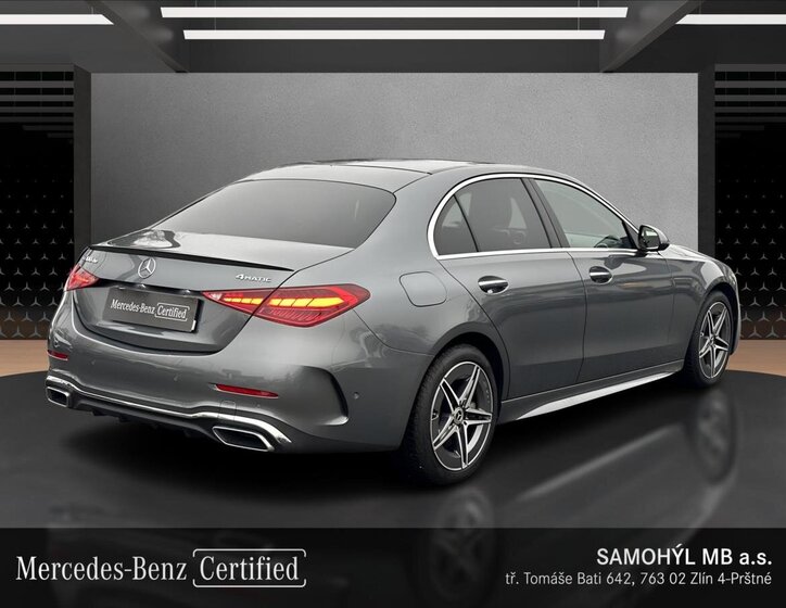 Mercedes-Benz Třídy C Sedan / Limuzína 2,0 l 145 kw