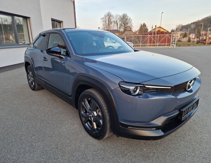 Mazda MX-30 SUV / Terénní 0,0 107 kw