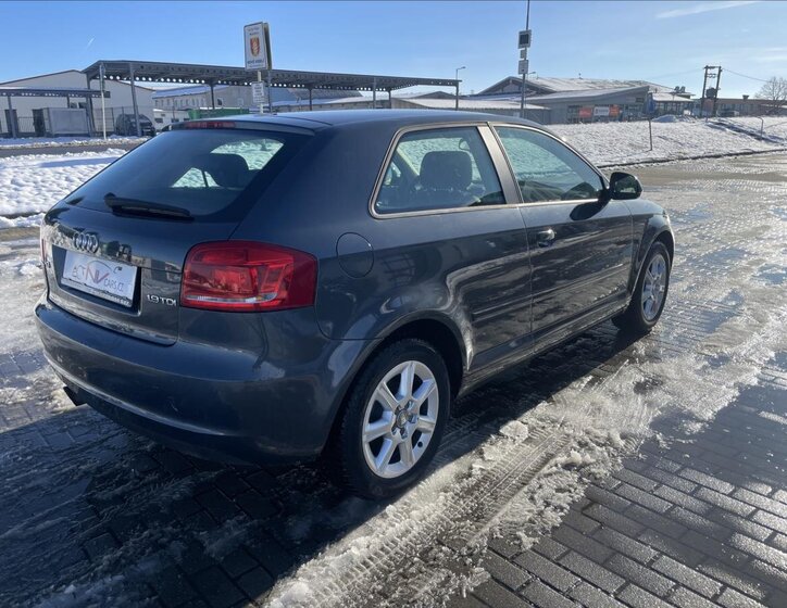 Audi A3 4