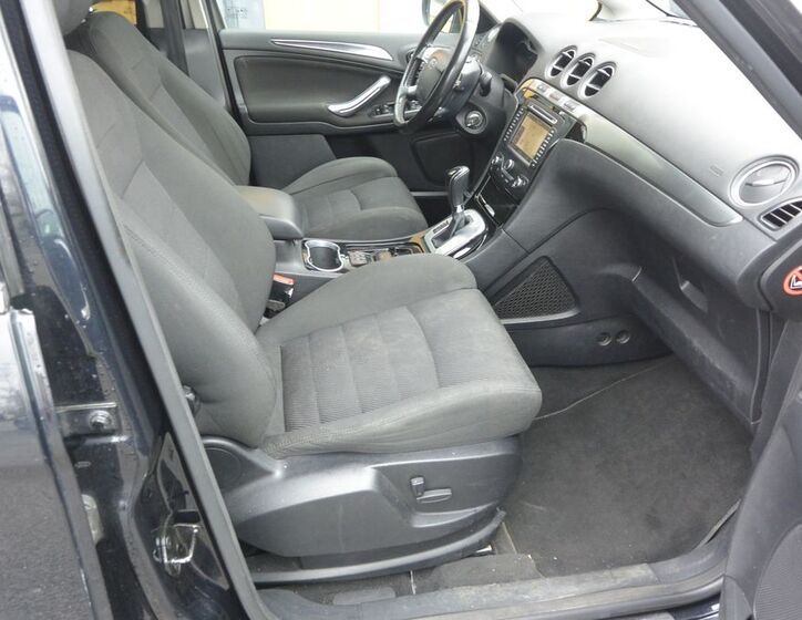 Ford S-MAX MPV 2,2 l 147 kw