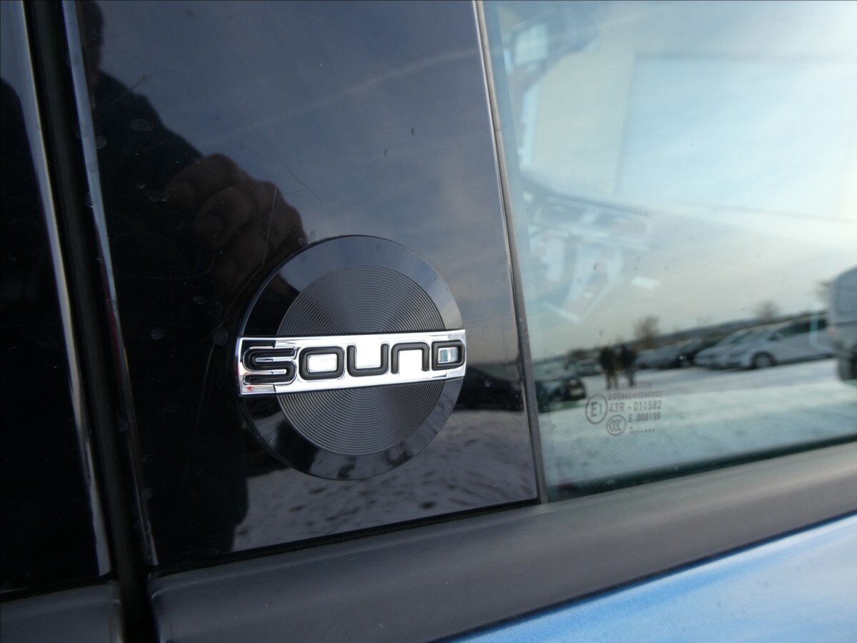 Volkswagen Touran MPV 1,2 l 81 kw