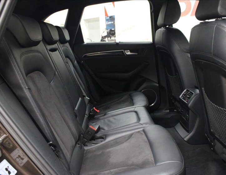 Audi Q5 Kombi 2,0 l 140 kw