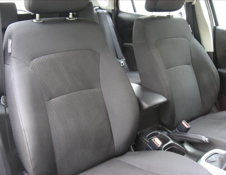 Suzuki S-Cross Hatchback 998,0 82 kw