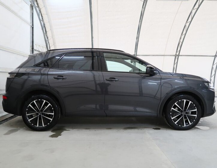DS Automobiles DS7 Crossback 5