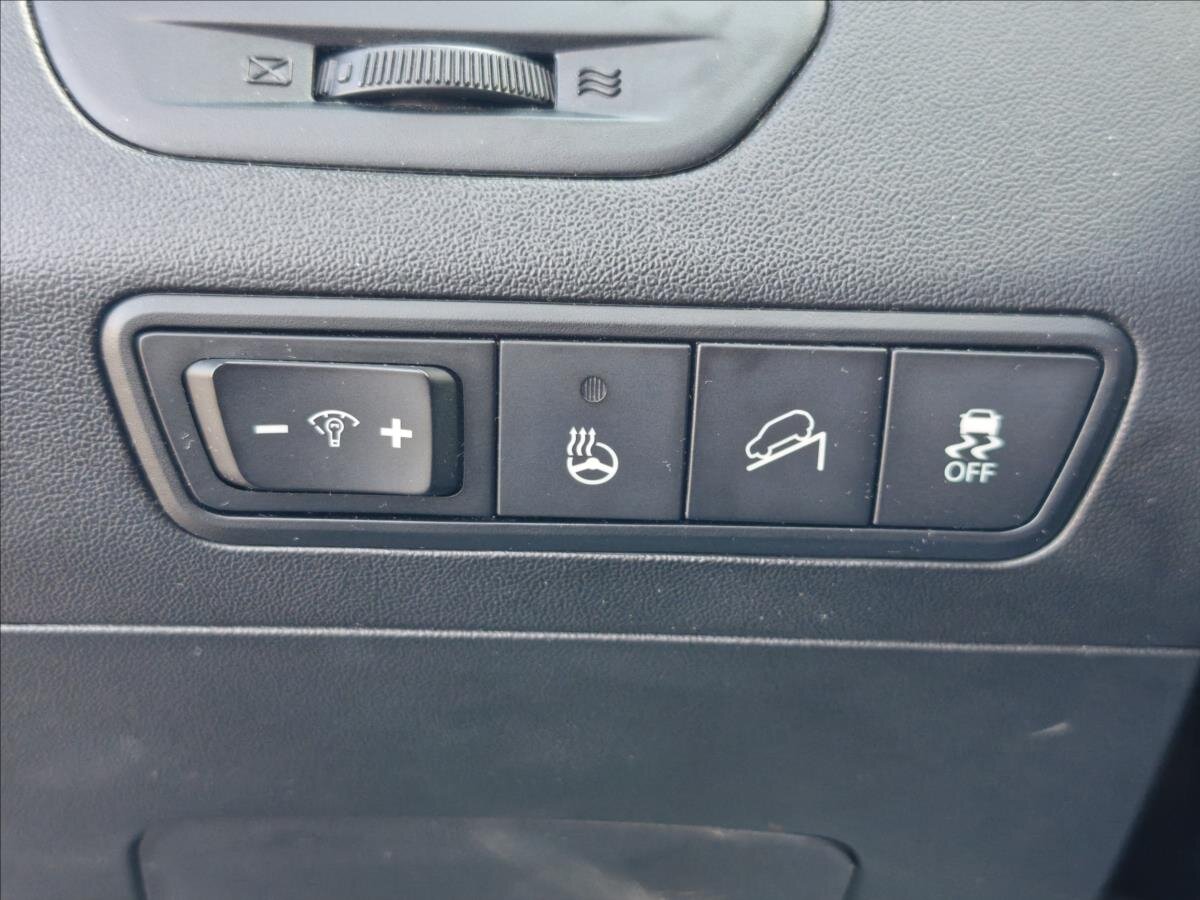 Hyundai ix35 SUV / Terénní 2,0 l 100 kw