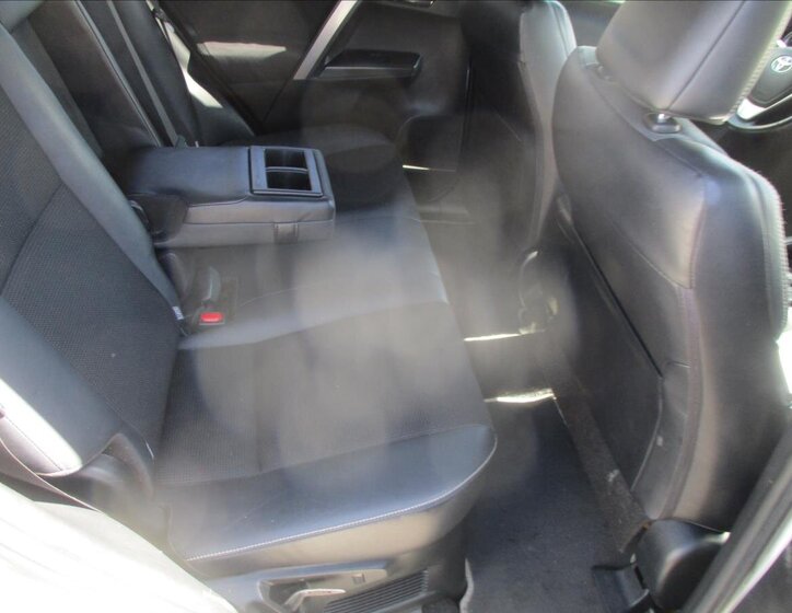 Toyota RAV4 SUV 2,5 l 145 kw