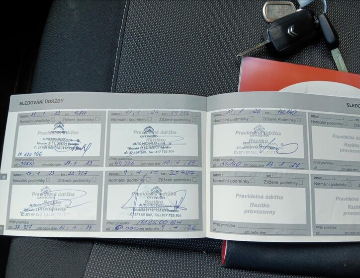 Citroën C3 Aircross SUV / Terénní 1,2 l 61 kw