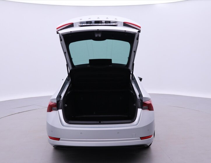 Škoda Octavia Sedan / Limuzína 2,0 l 110 kw