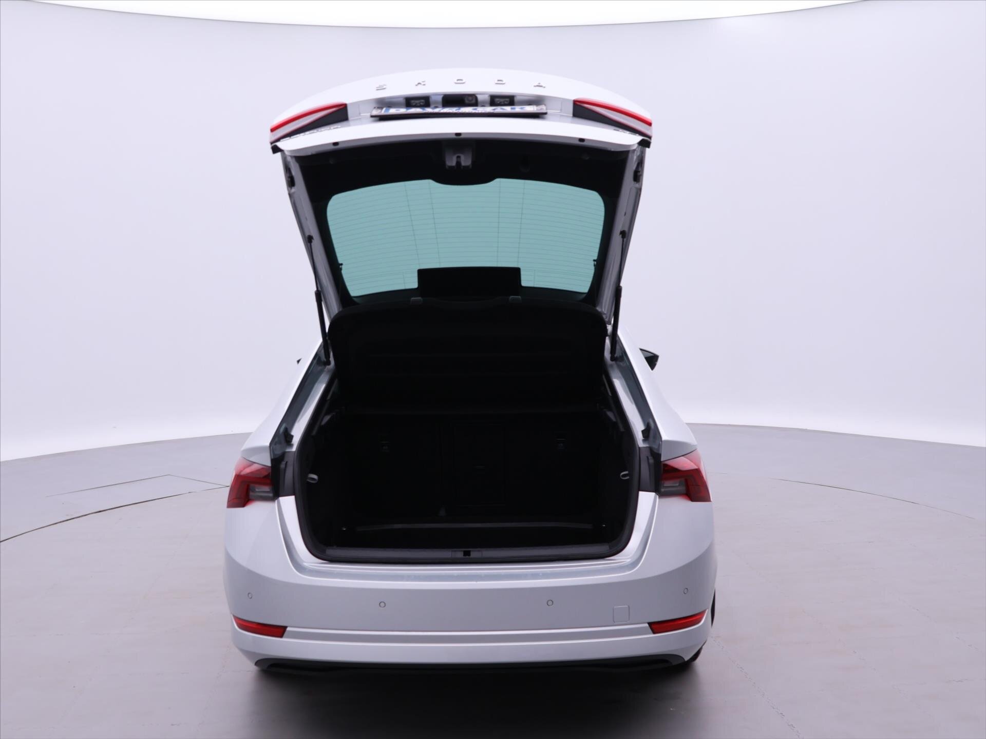 Škoda Octavia Sedan / Limuzína 2,0 l 110 kw