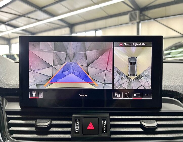 Audi SQ5 SUV / Terénní 3,0 l 251 kw