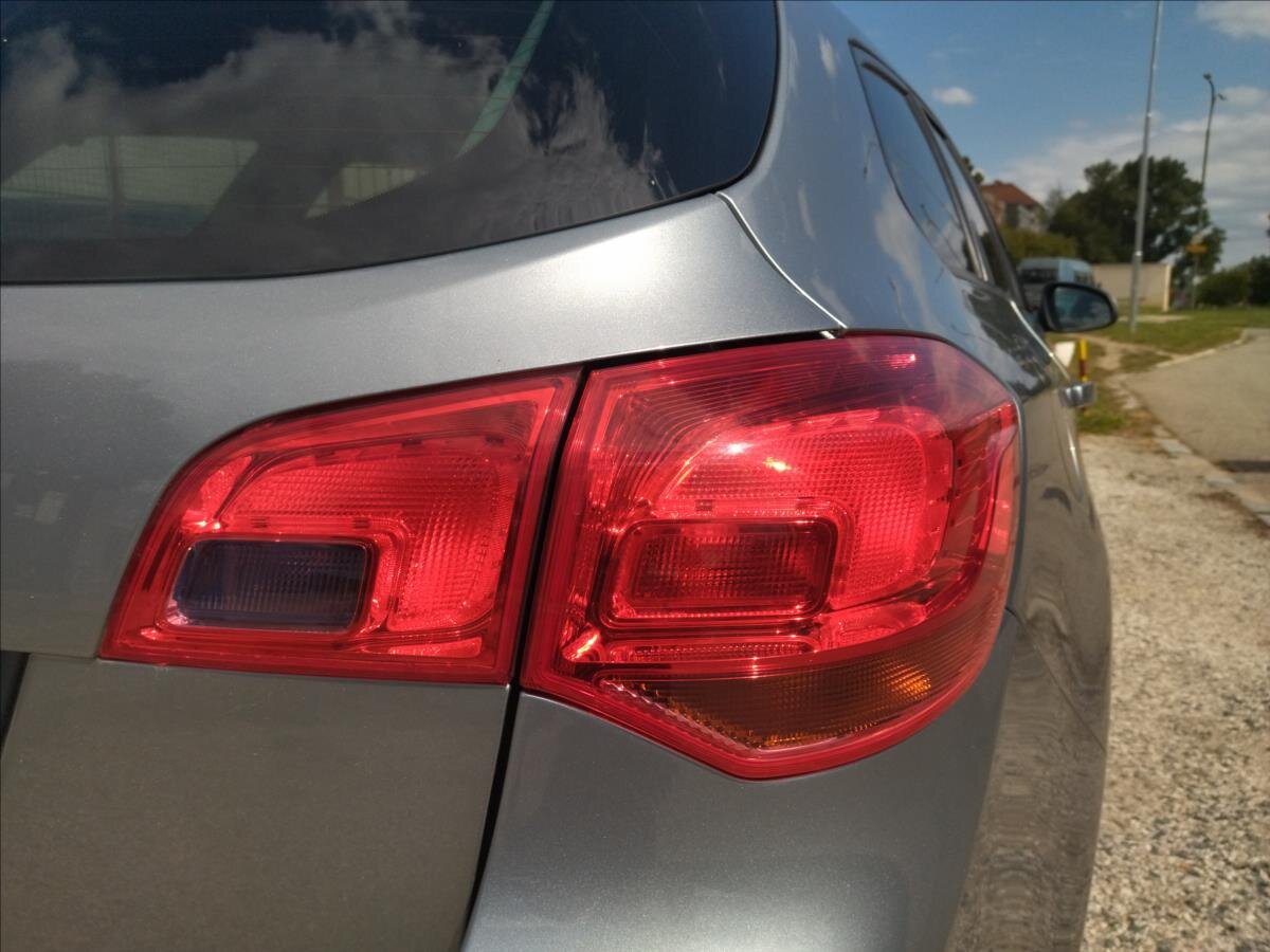 Opel Astra Kombi 1,4 l 88 kw