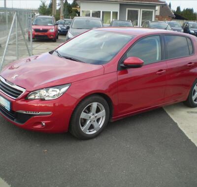 Peugeot 308 Hatchback 1,2 l 96 kw