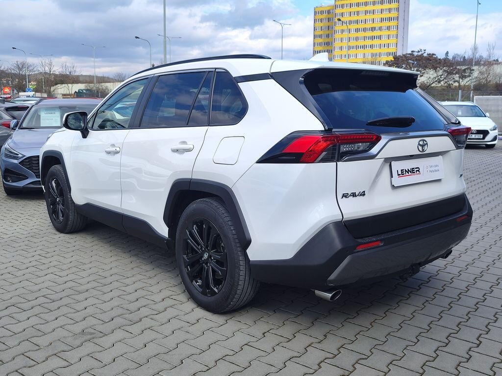 Toyota RAV4 SUV / Terénní 2,0 l 129 kw