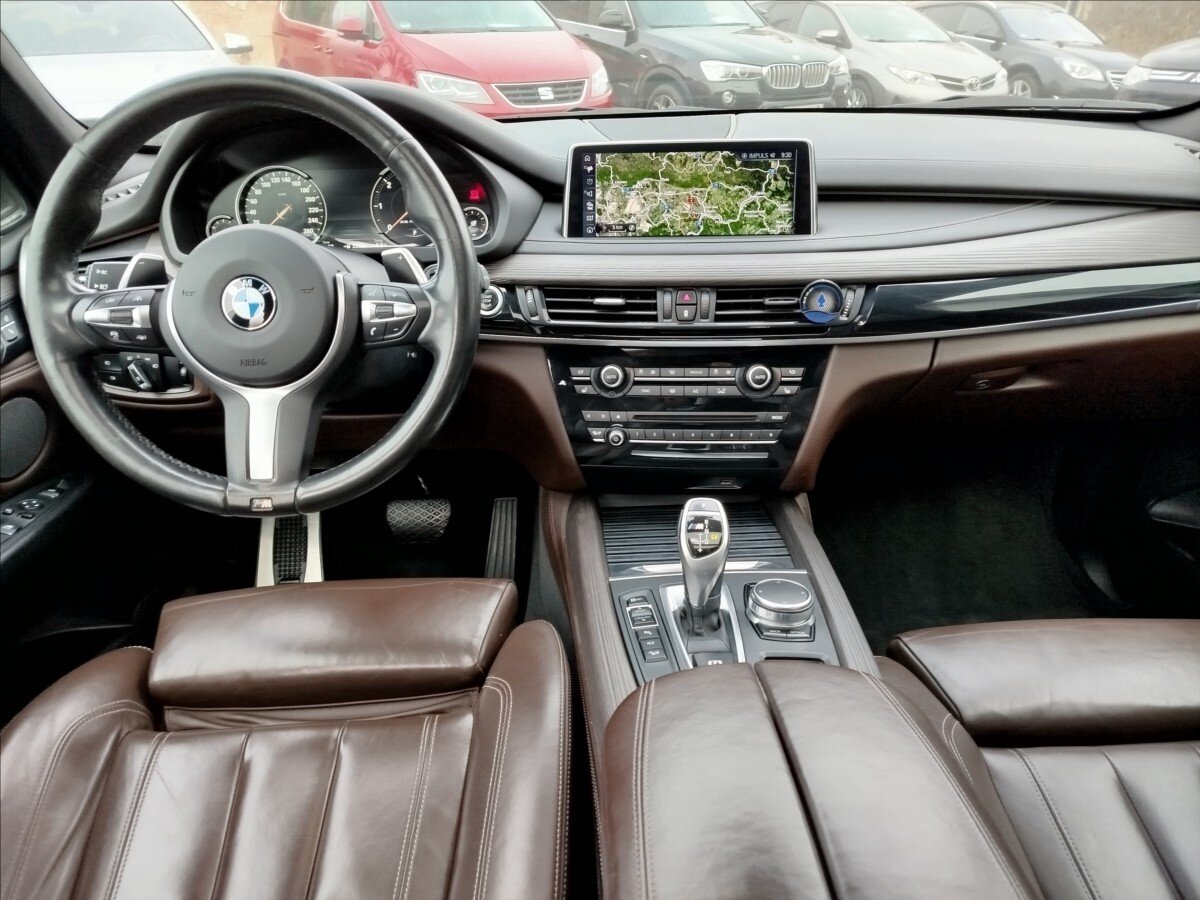 BMW X5 SUV 3,0 l 280 kw