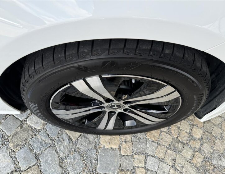 Mercedes-Benz Třídy C Sedan / Limuzína 2,0 l 147 kw