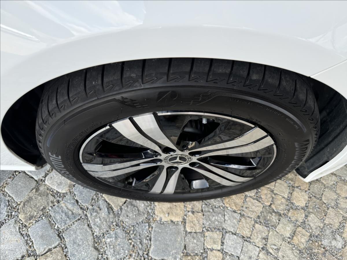 Mercedes-Benz Třídy C Sedan / Limuzína 2,0 l 147 kw