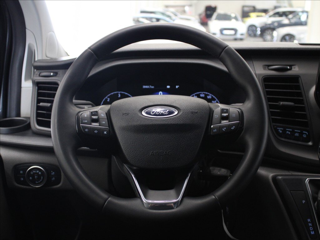 Ford Tourneo Custom MPV 2,0 l 110 kw
