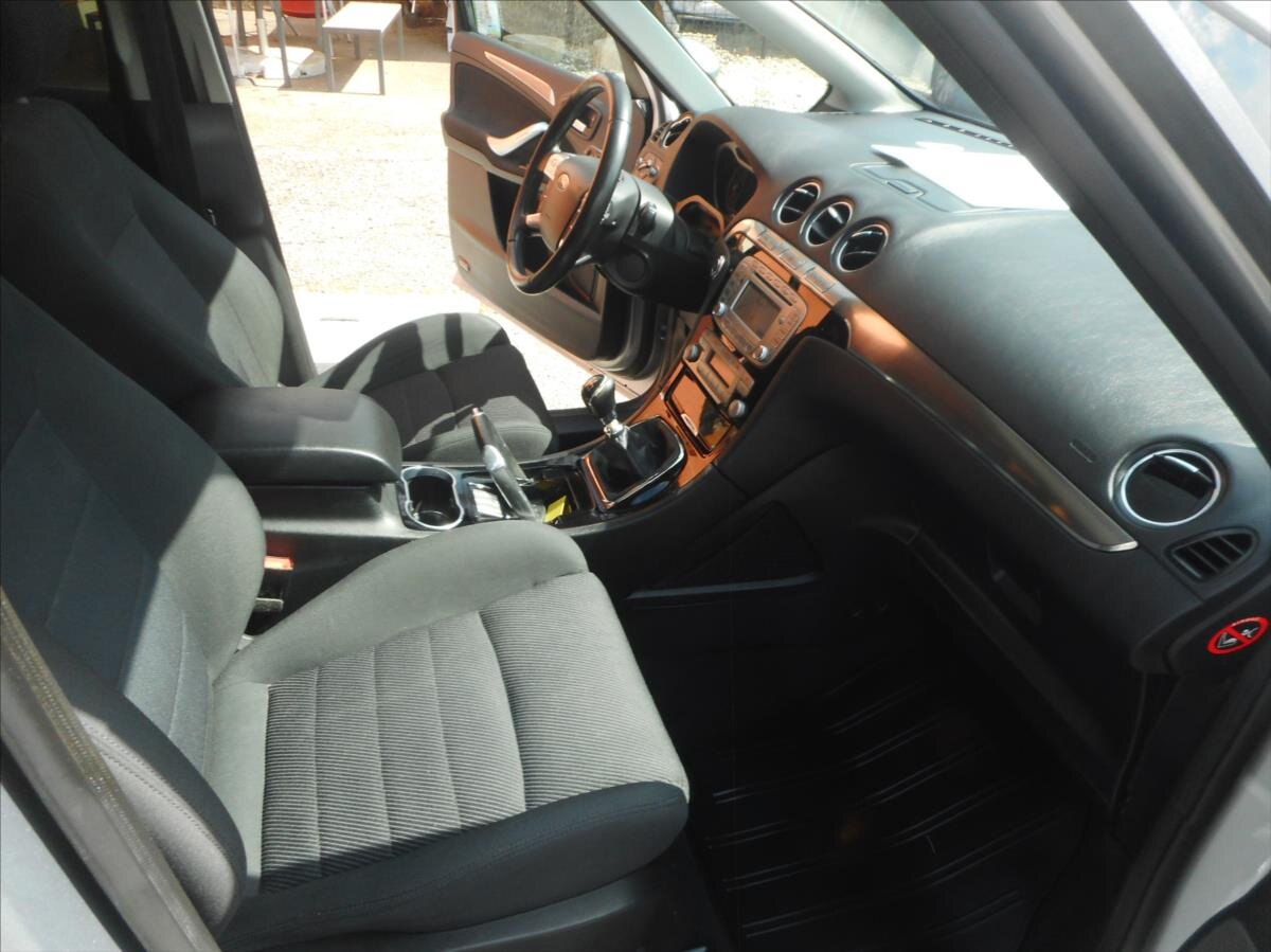 Ford S-MAX Kombi 2,2 l 129 kw