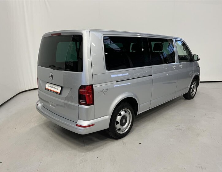 Volkswagen Caravelle Kombi 2,0 l 110 kw