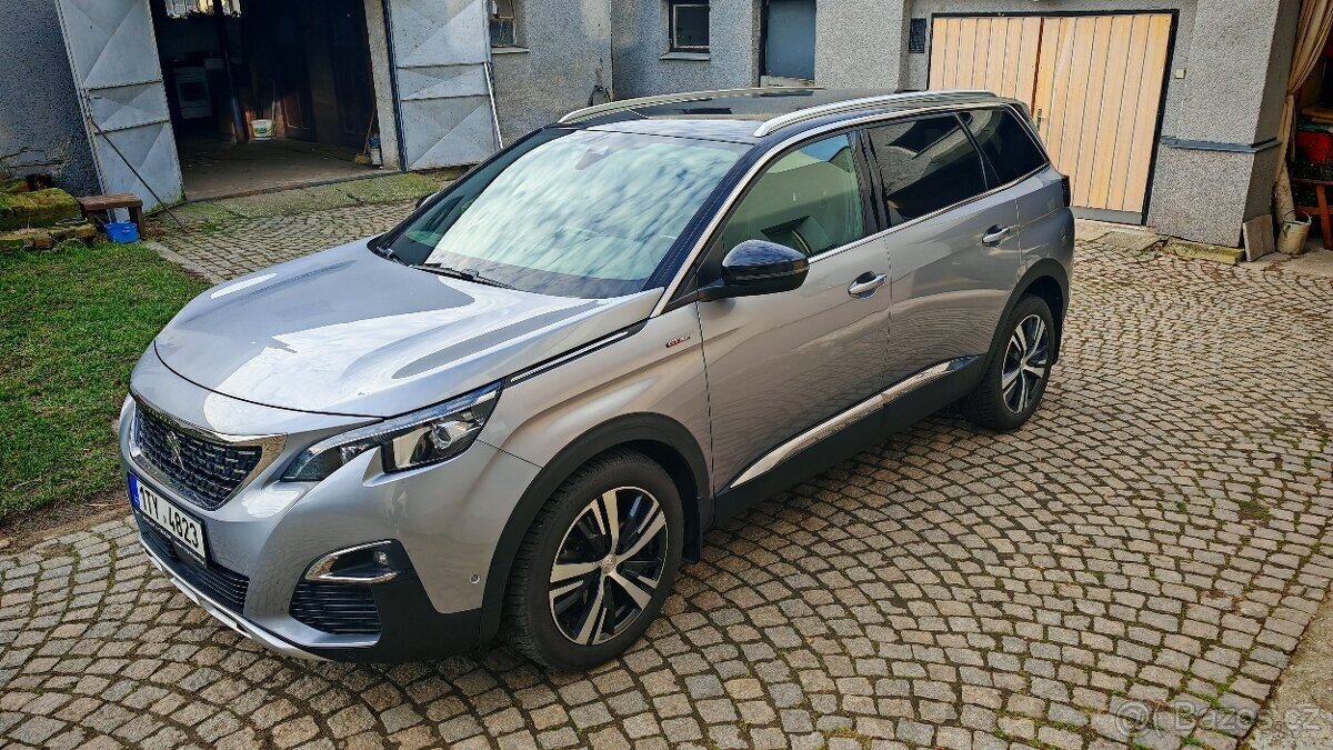 Peugeot 5008
