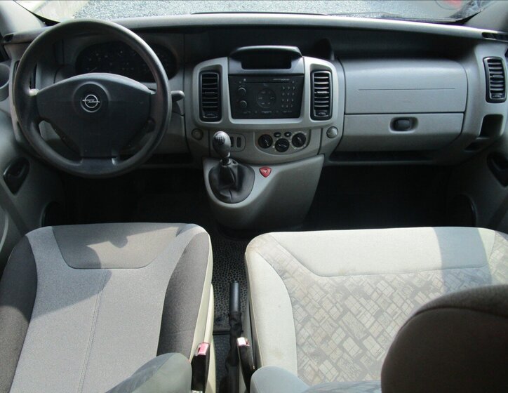 Opel Vivaro 7