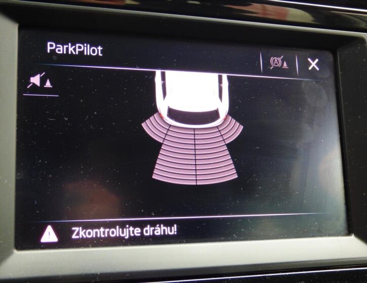 Škoda Karoq SUV / Terénní 999,0 85 kw