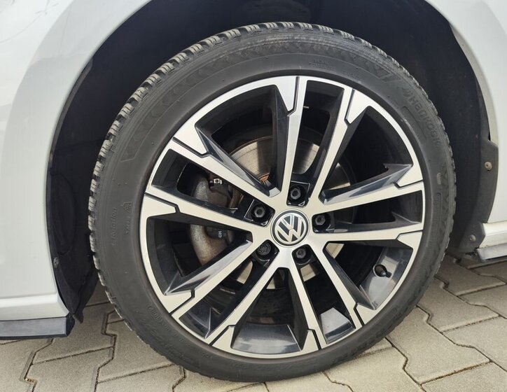 Volkswagen Golf Kombi 2,0 l 110 kw