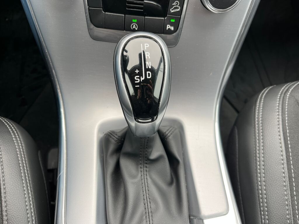 Volvo XC60 SUV 2,4 l 140 kw