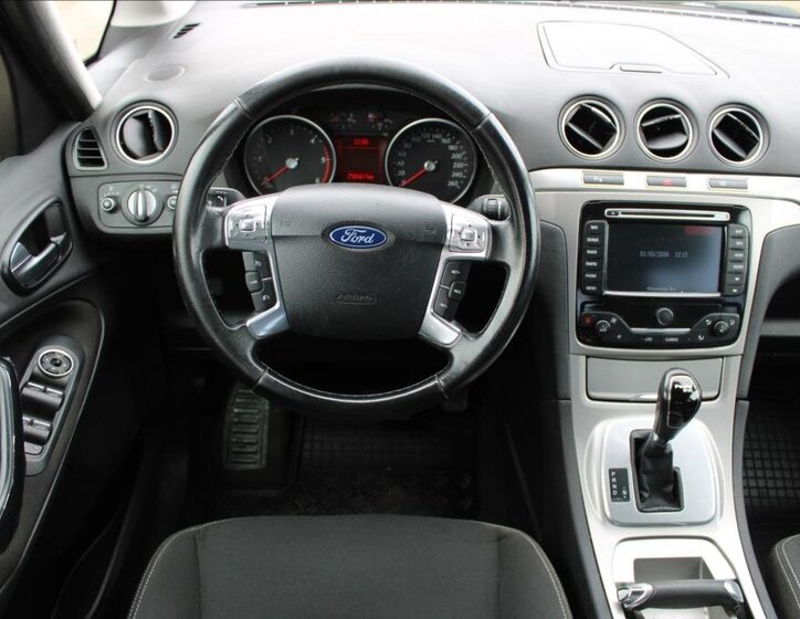 Ford Galaxy Kombi 2,0 l 103 kw