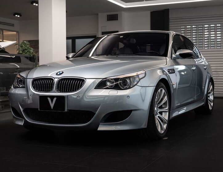 BMW M5 Sedan / Limuzína 5,0 l 373 kw