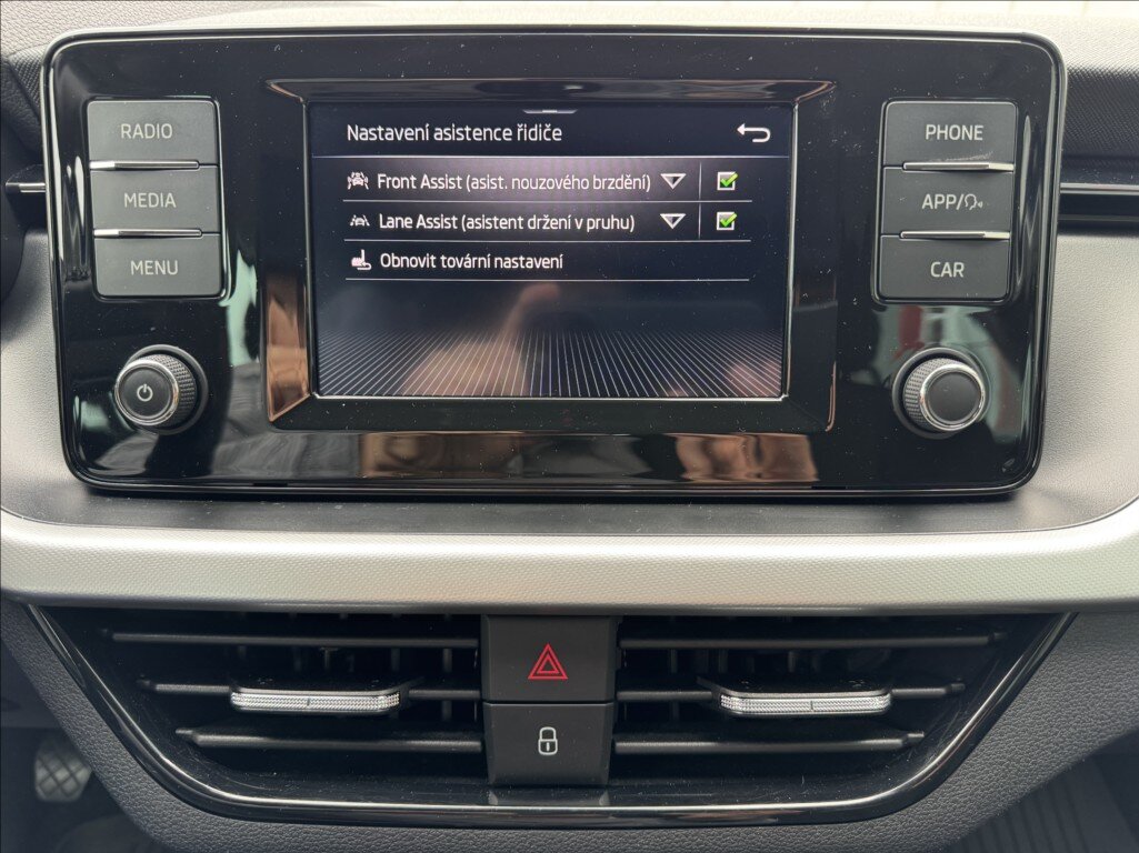 Škoda Scala Hatchback 999,0 70 kw