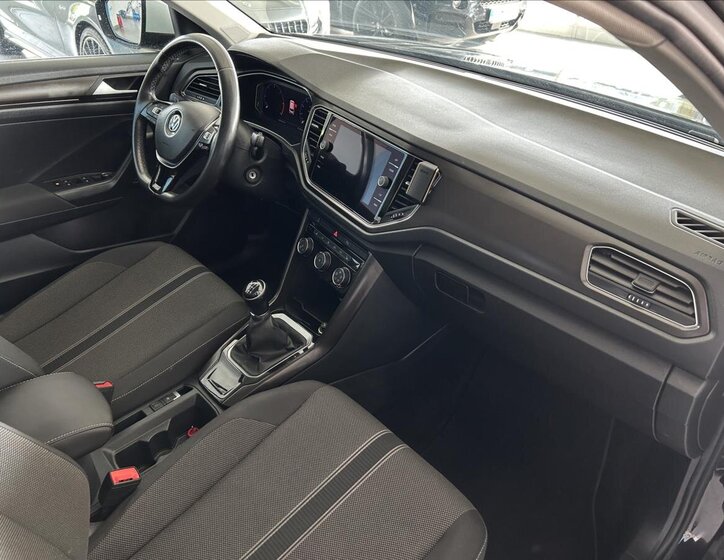 Volkswagen T-Roc SUV 2,0 l 110 kw