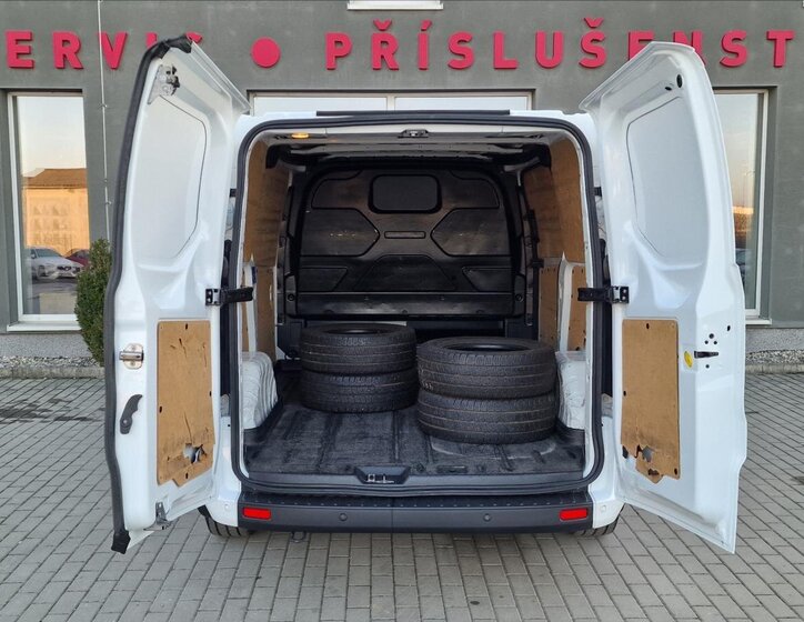 Ford Transit Custom Skříň 2,0 l 77 kw