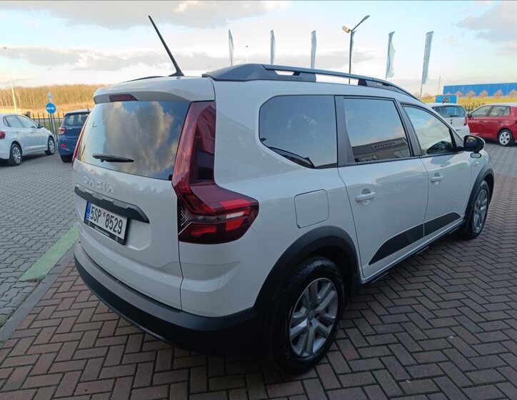 Dacia Jogger Kombi 999,0 67 kw