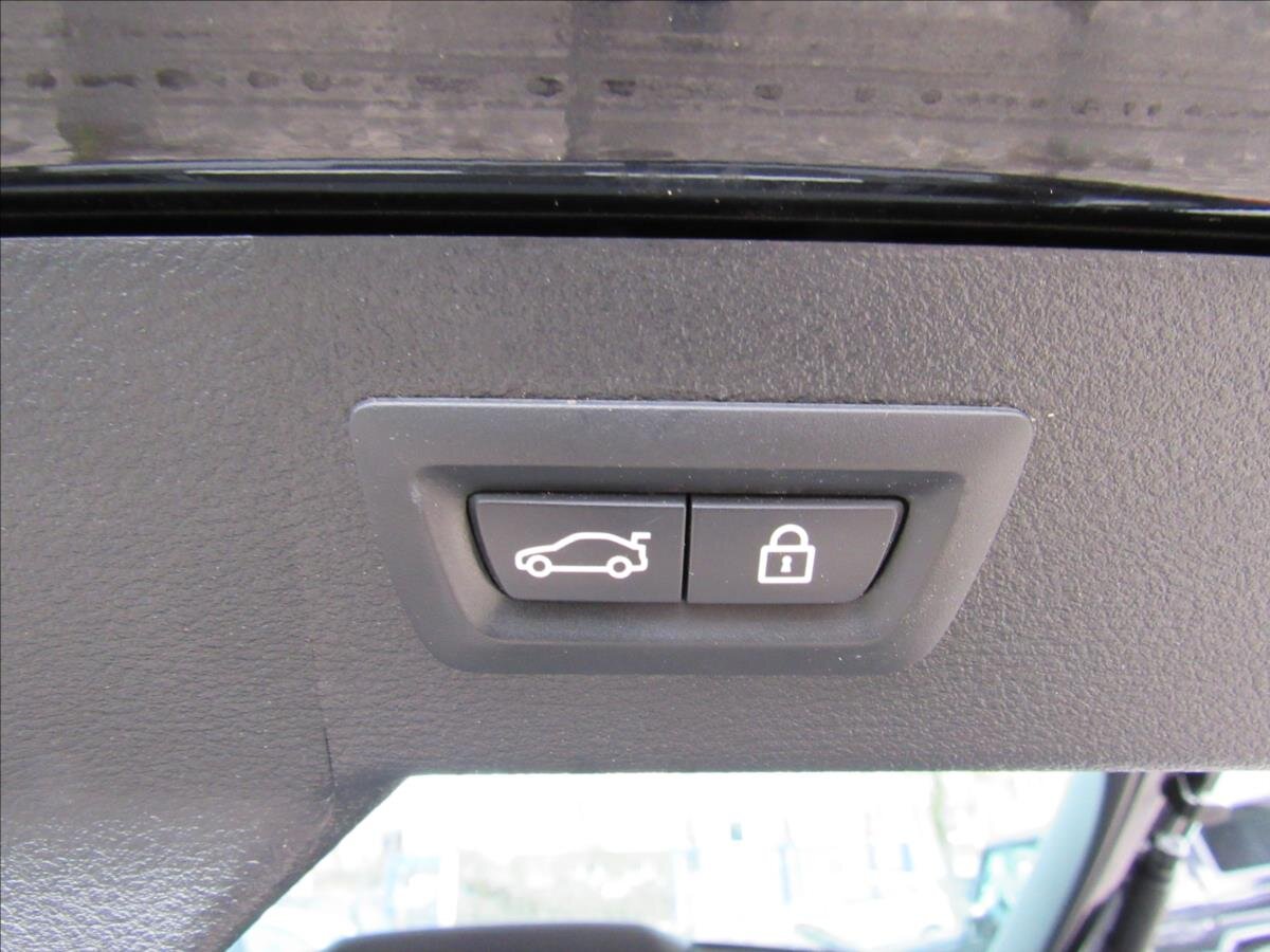 BMW X6 SUV / Terénní 3,0 l 190 kw