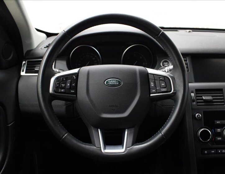 Land Rover Discovery Sport SUV 2,0 l 110 kw