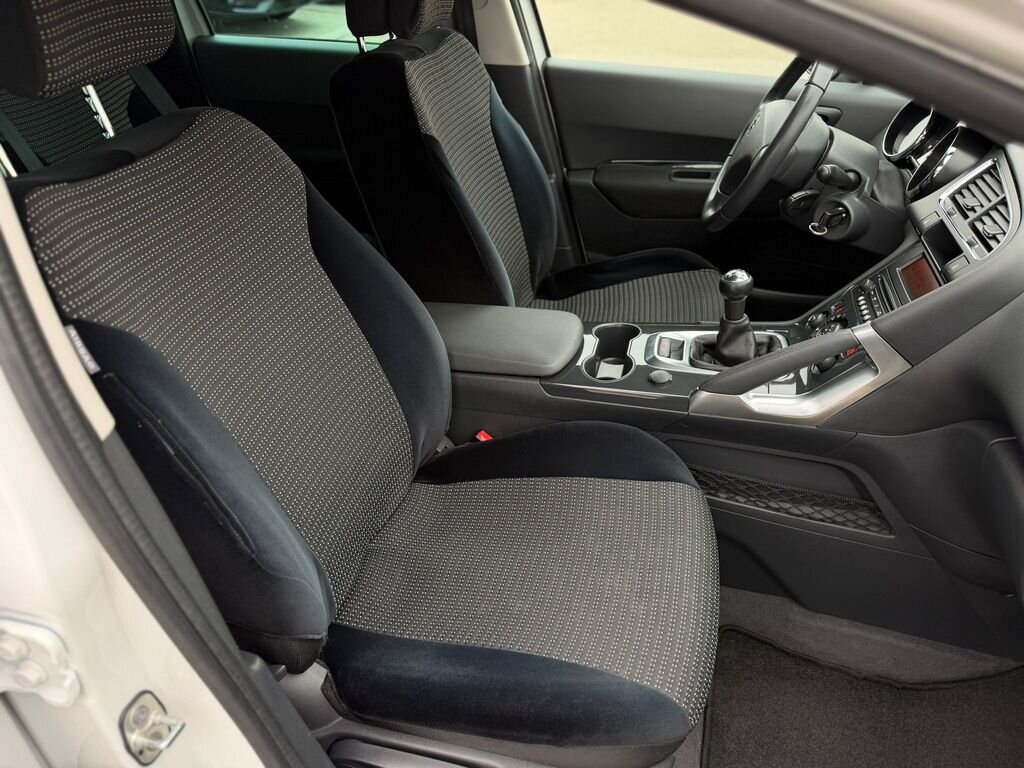 Peugeot 3008 MPV 1,6 l 88 kw