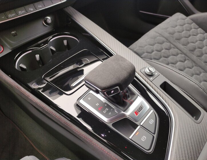 Audi RS 4 Kombi 2,9 l 331 kw