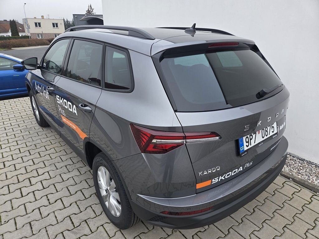 Škoda Karoq SUV 1,5 l 110 kw
